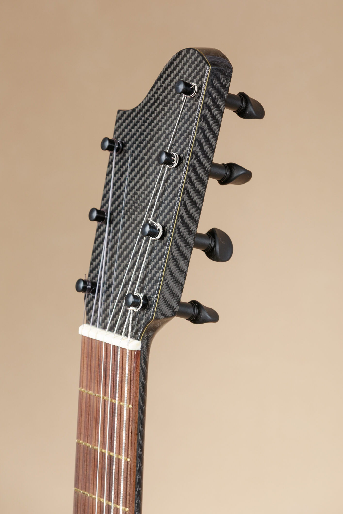 Ryer carbon fibre guitar headstock and tuners
