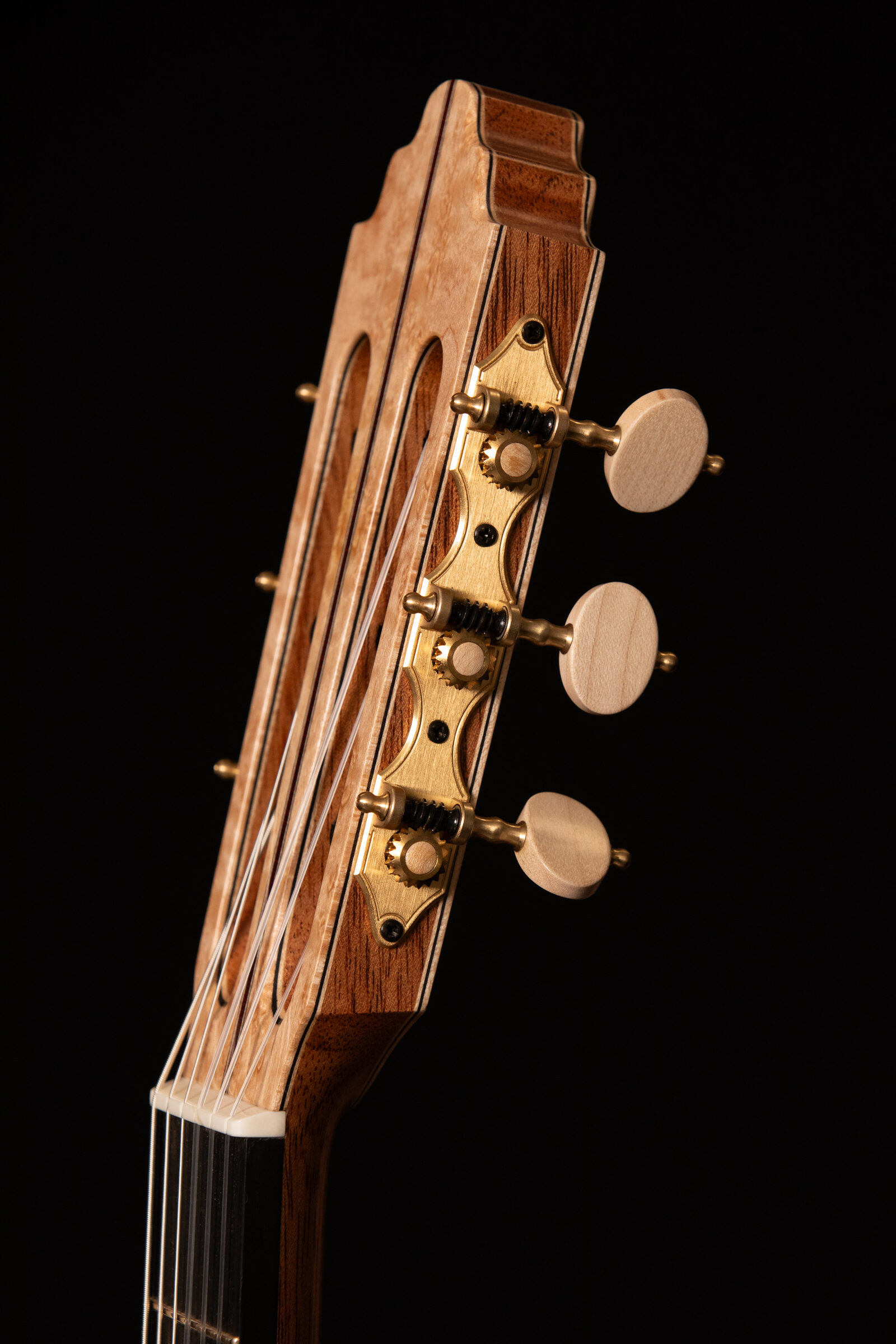 Classical guitar craftsmanship by Ryer
